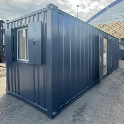 21 x8ft Cabin