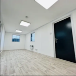 24x9 ft custom open plan office - Image 4
